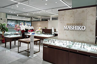 マシコ　ヨークパーク店